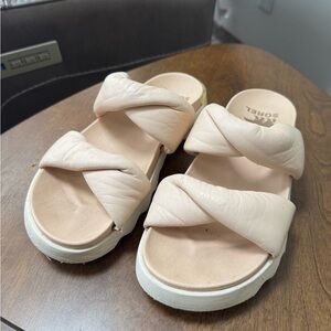 Sorel Vibe Women's Tan Slide Sandals